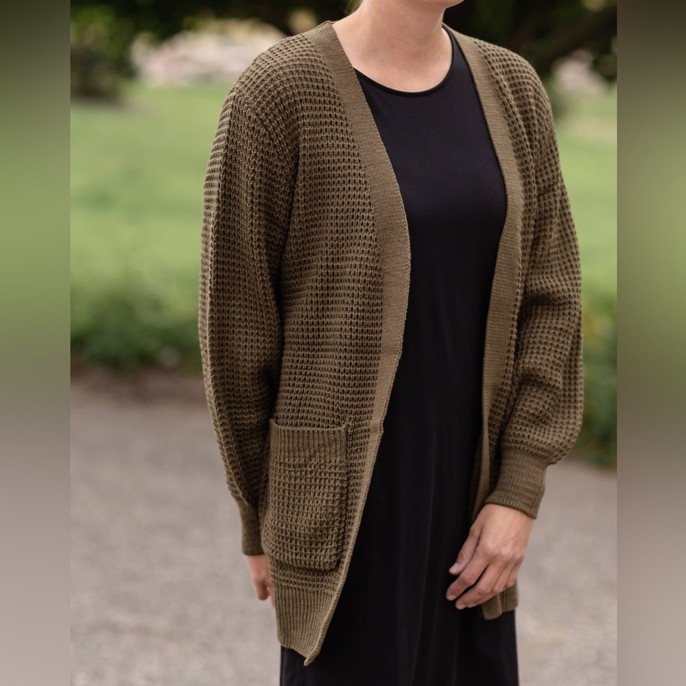 NWT ~ Inherit Co ~ Olive Colored Open Sweater ~ XS ~ With Pockets!